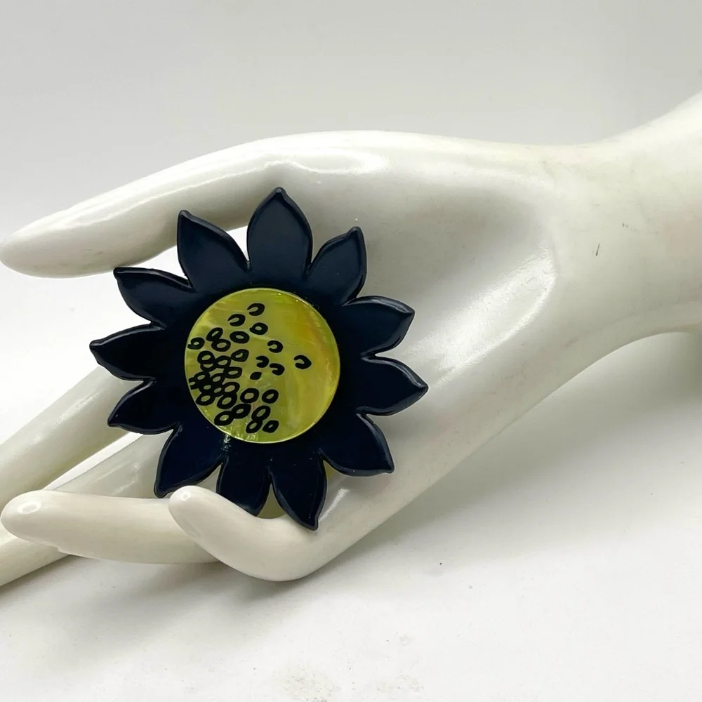 Vintage Artisan Resin Sunflower Brooch Black and Abalone Lime Green Handpainted